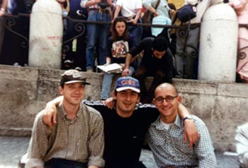 sono quello al centro tra Zibo e Tino